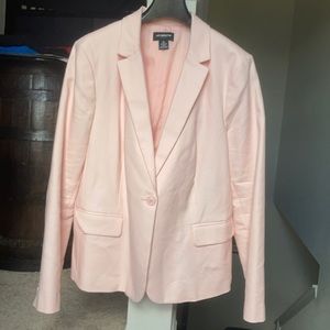 Light pink Liz Claiborne women’s blazer